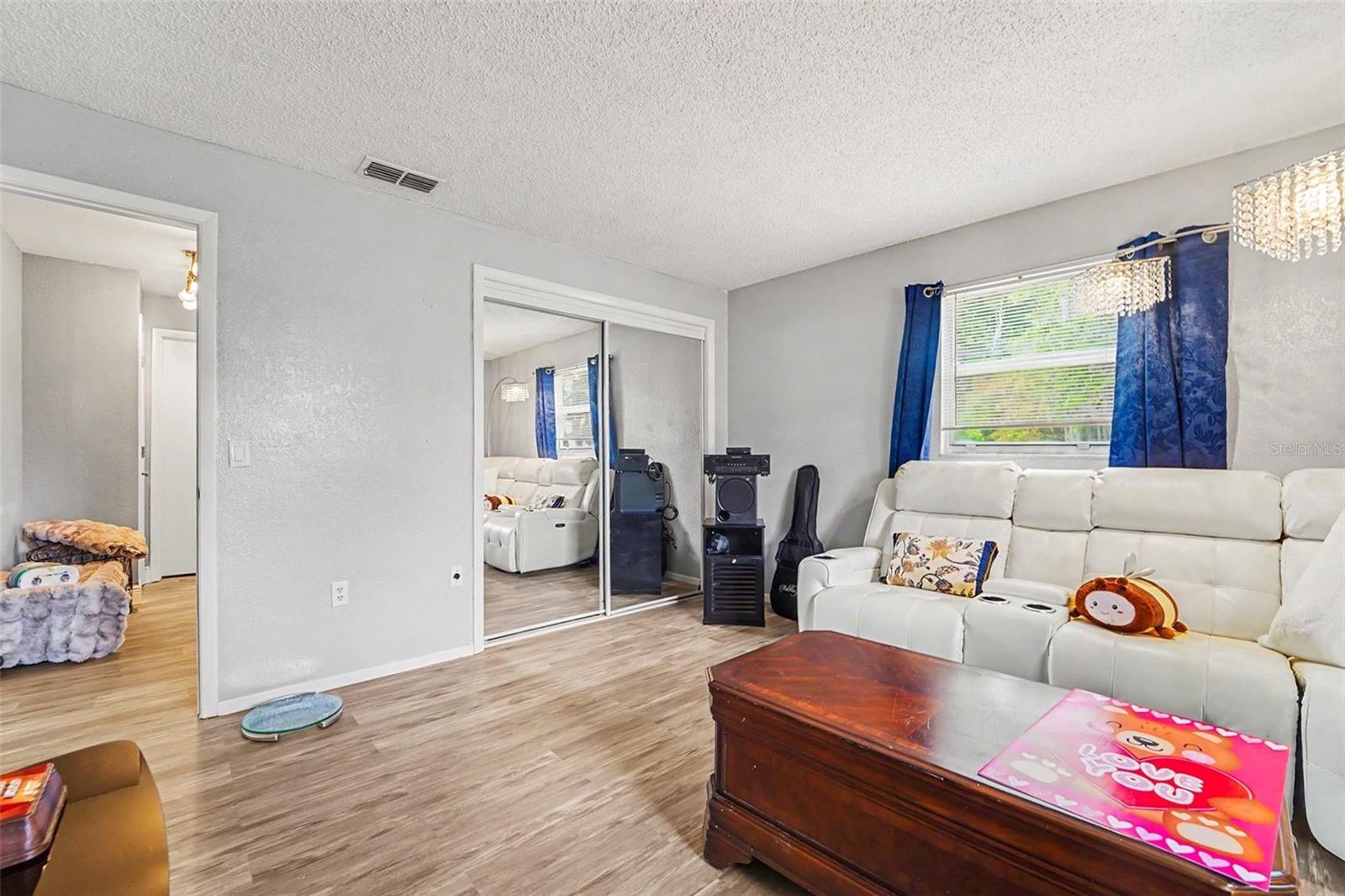 SUGAR CREEK - Residential