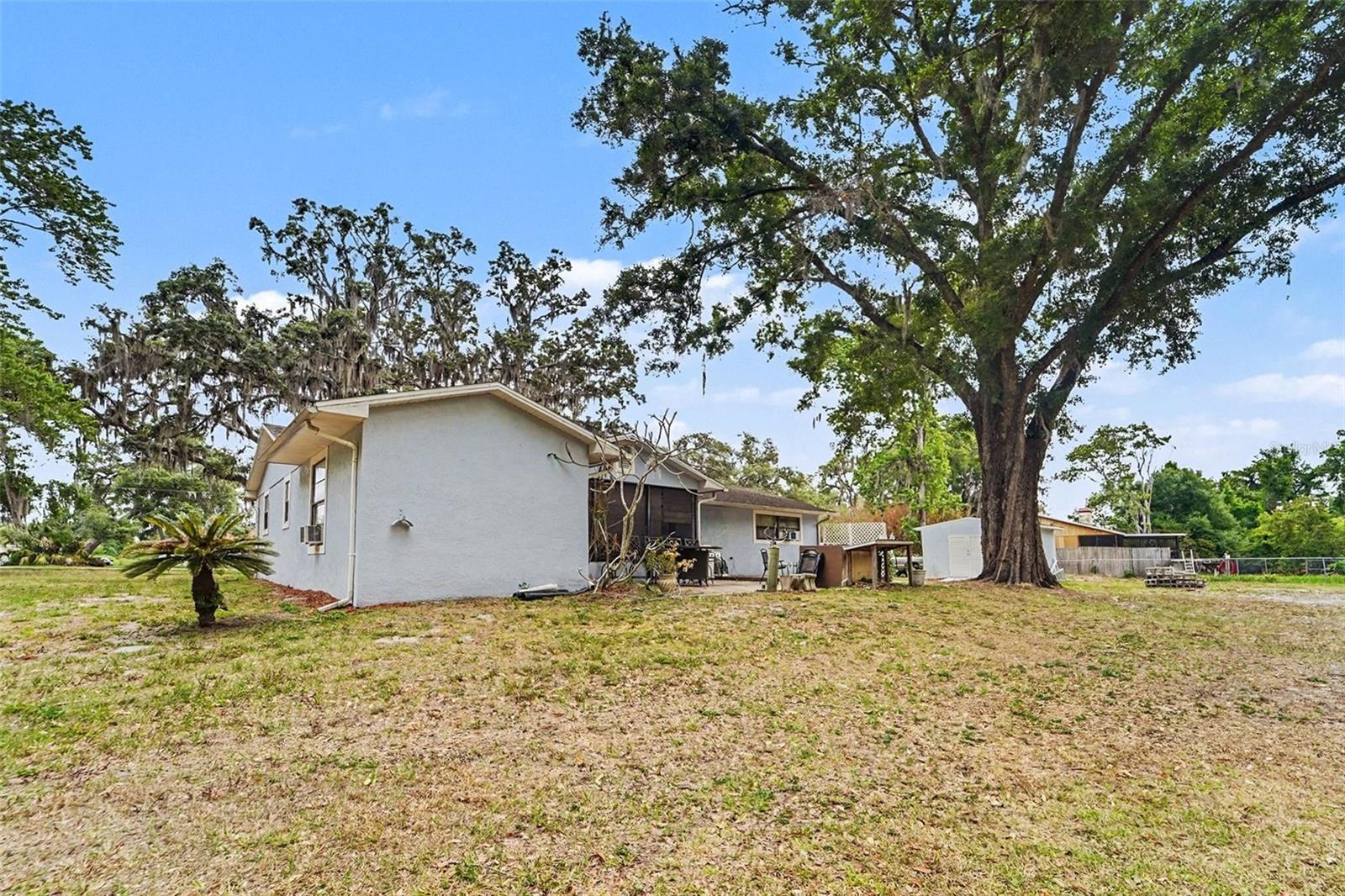 SUGAR CREEK - Residential