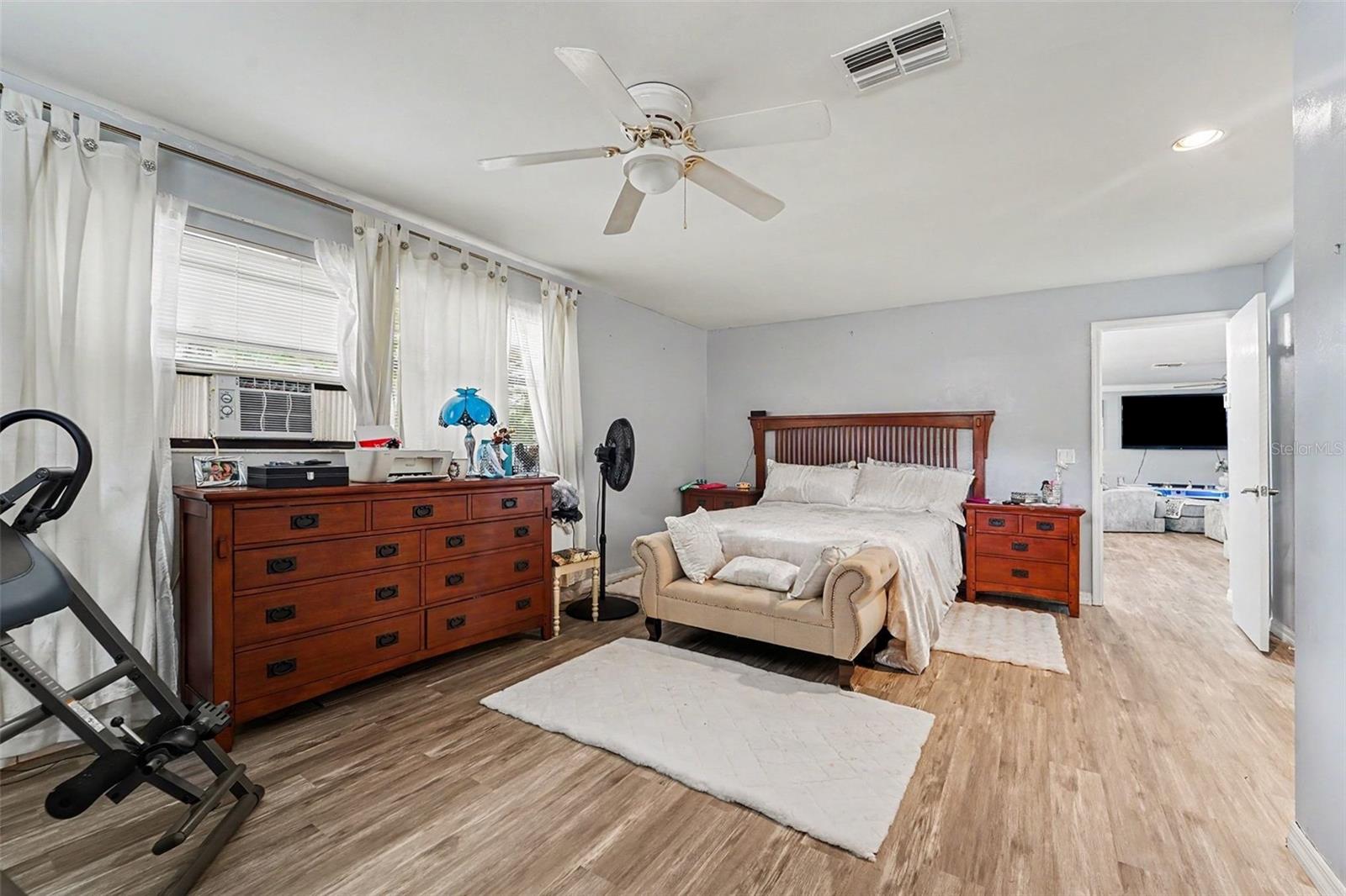 SUGAR CREEK - Residential