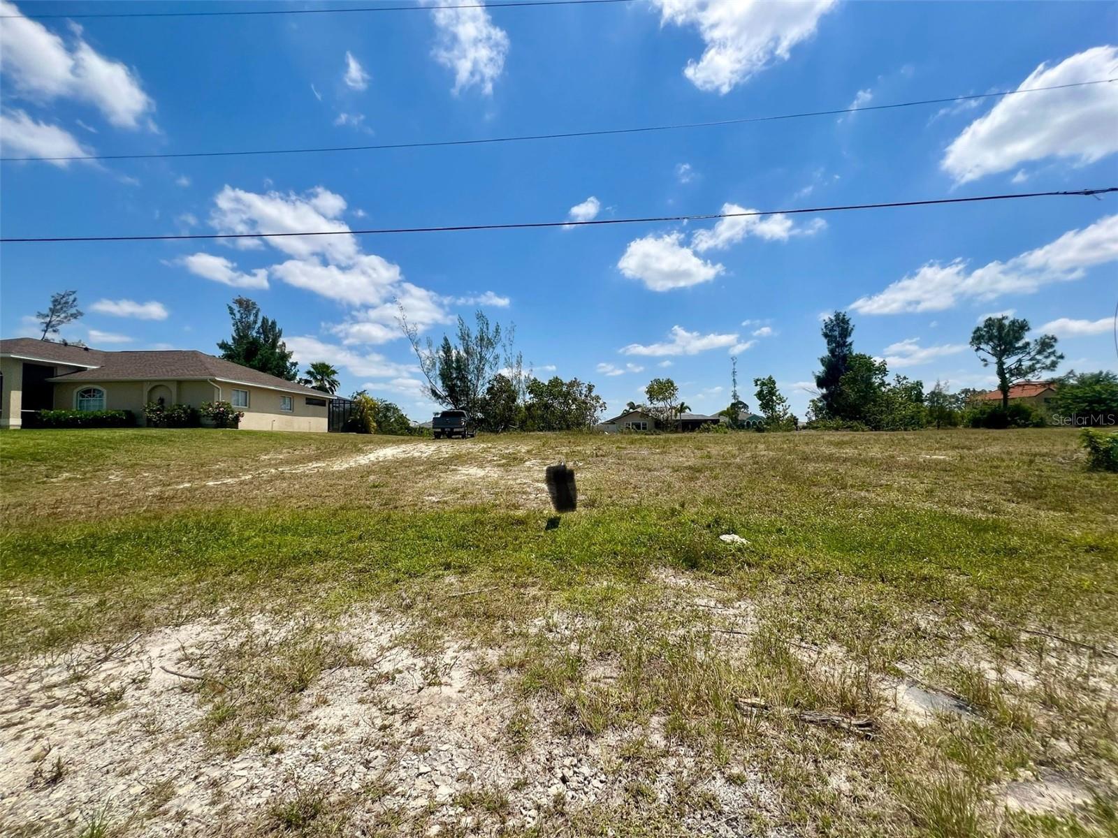 FLORIDA COASTAL LIVING. A Great investment opportunity! Land for sale located in Cape Coral, Perfect for building your dream home or as a future investment. This lot offers the tranquility and beauty of coastal living, with all the amenities and services of Cape Coral.. Don’t miss out on this unique opportunity! Beautiful canal lot with eastern rear exposure in a well developed area. Crystal Lake Park just recently opened nearby, and more parks and recreation are in the area. Restaurants, shopping and beaches are also nearby.