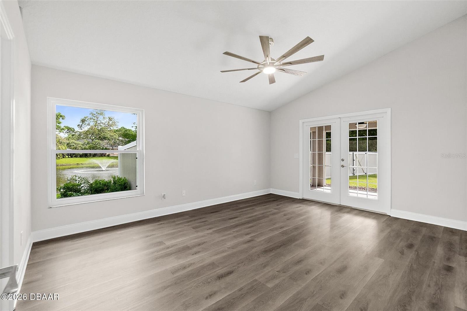 SOUTHERN TRACE - Residential