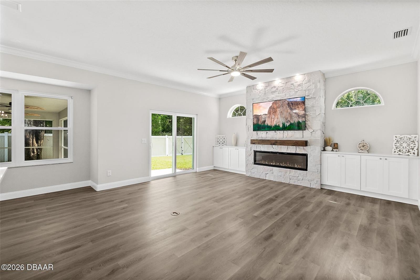 SOUTHERN TRACE - Residential