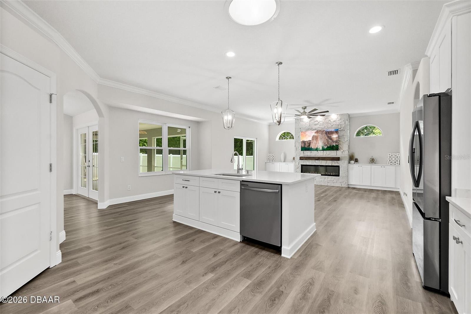 SOUTHERN TRACE - Residential