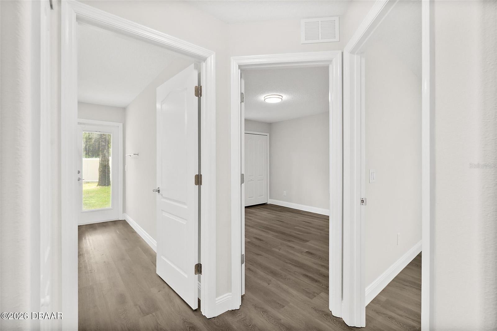 SOUTHERN TRACE - Residential