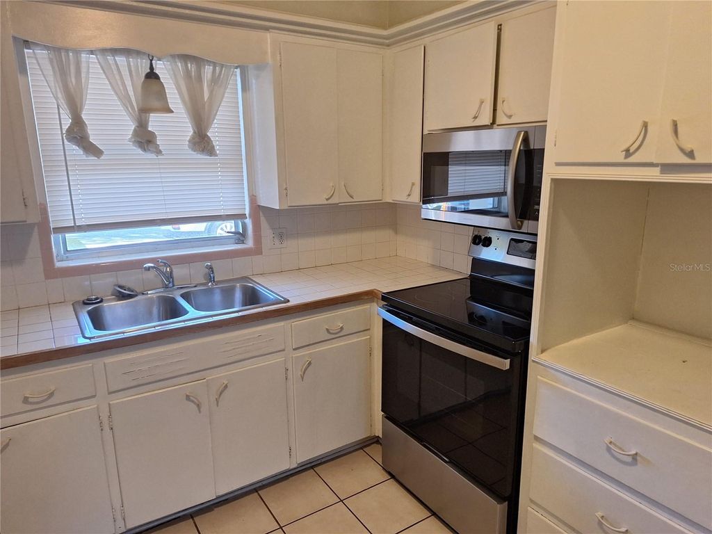 Photo of 6522 113th Street, Seminole, FL 33772 (MLS # TB8447337)