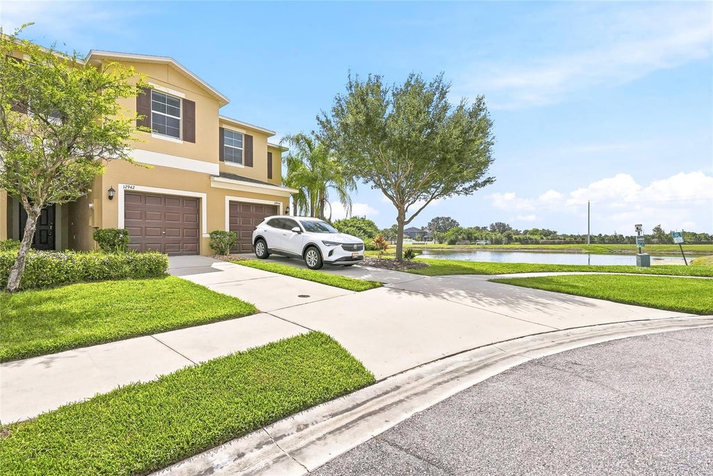 Photo of 12942 Utopia Gardens Way, Riverview, FL 33579 (MLS # TB8543574)
