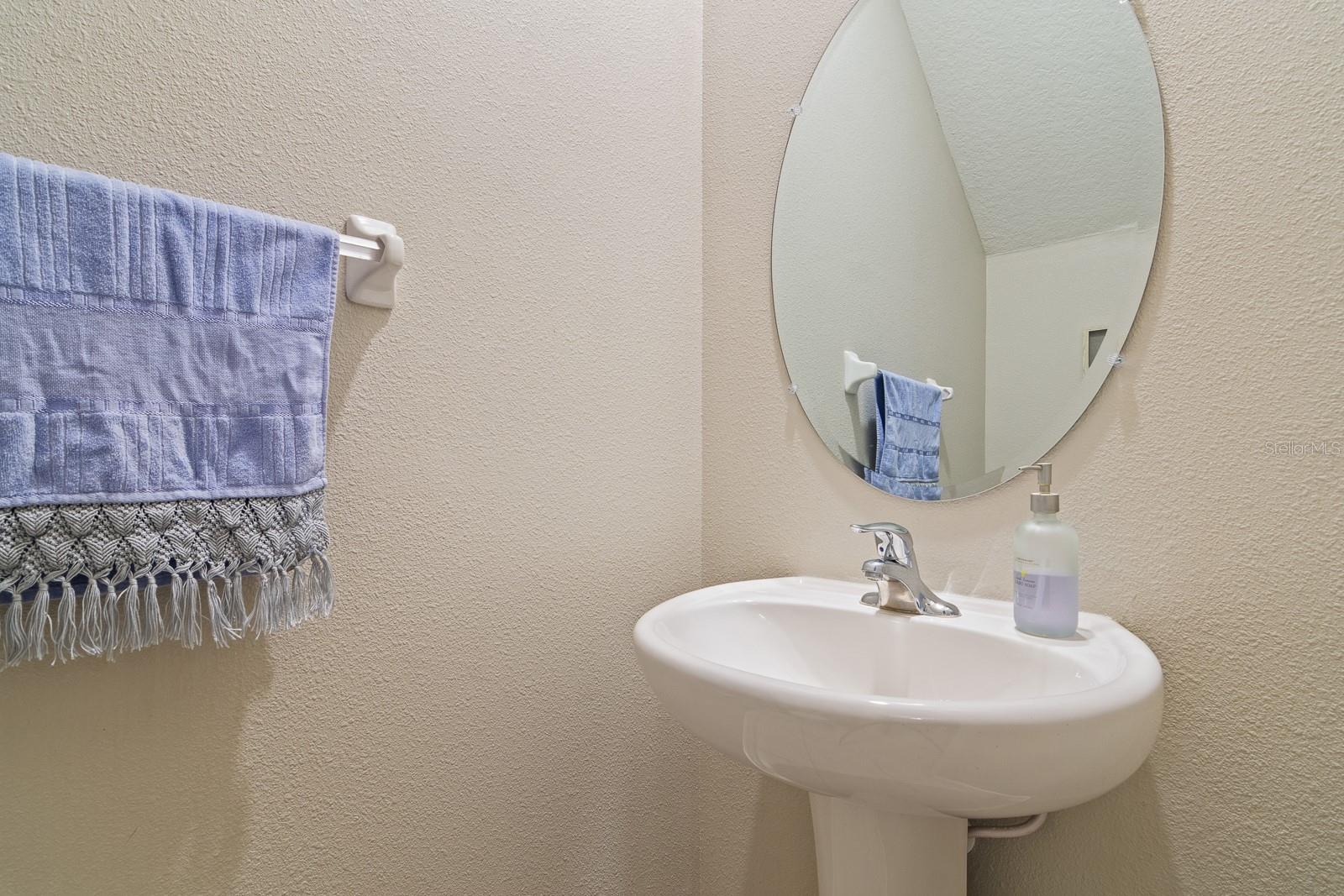 WILLOW SQUARE TWNHMS - Residential