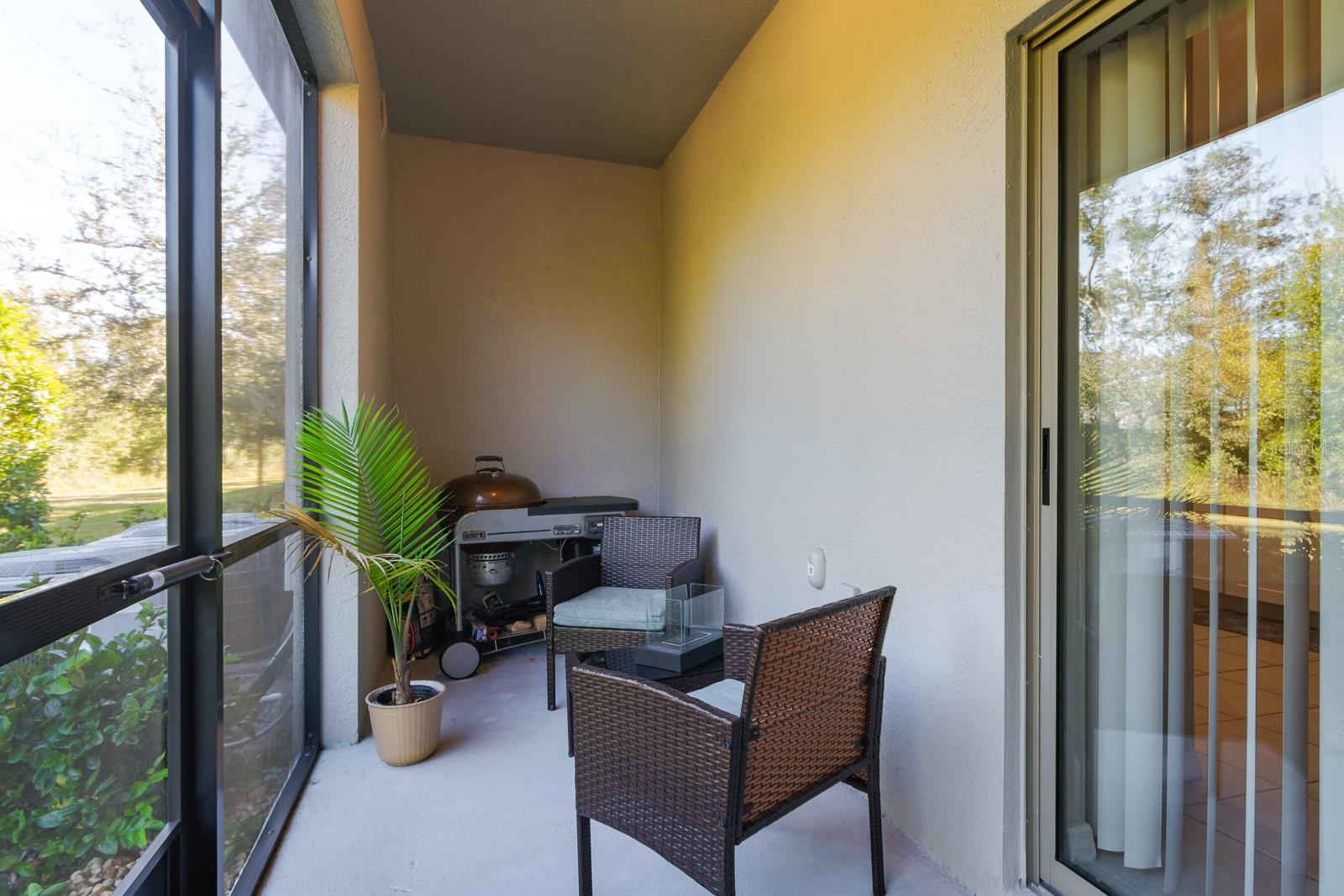 WILLOW SQUARE TWNHMS - Residential