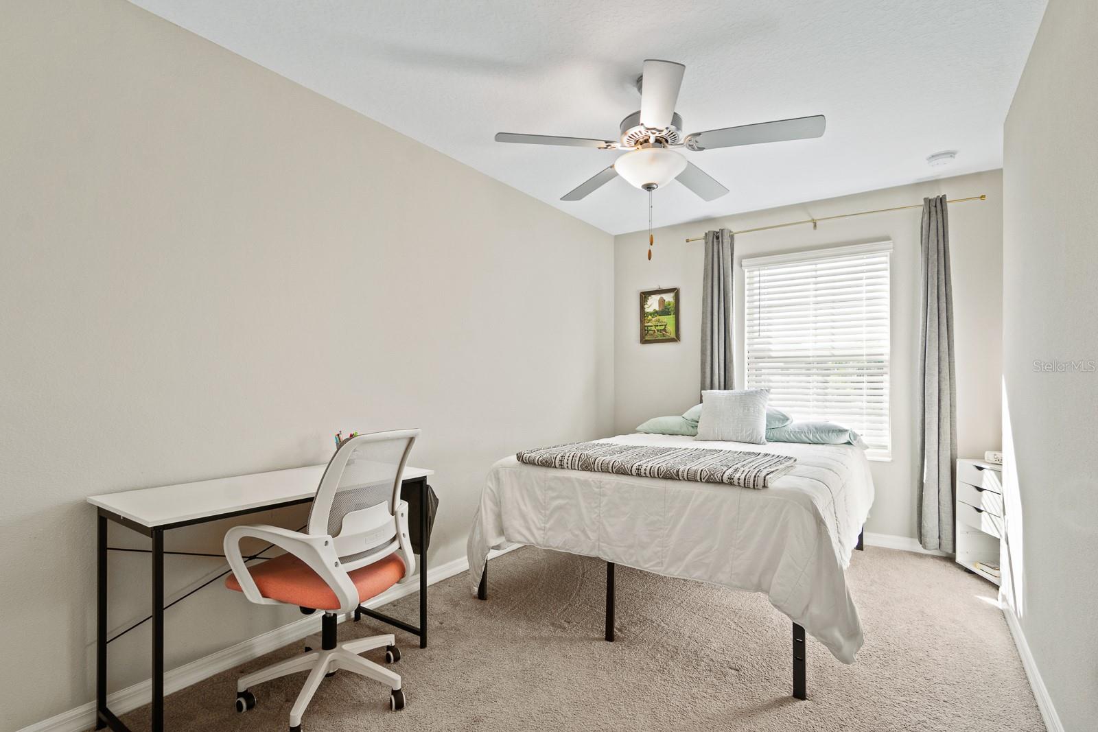 WILLOW SQUARE TWNHMS - Residential