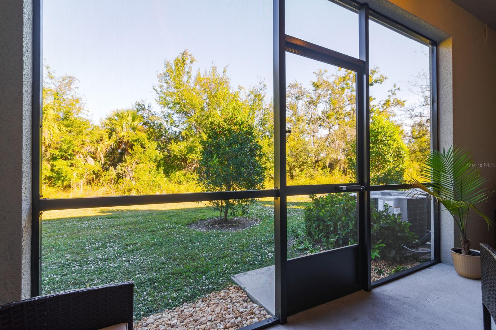 WILLOW SQUARE TWNHMS - Residential