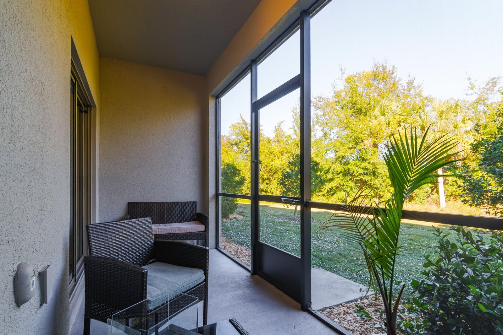 WILLOW SQUARE TWNHMS - Residential