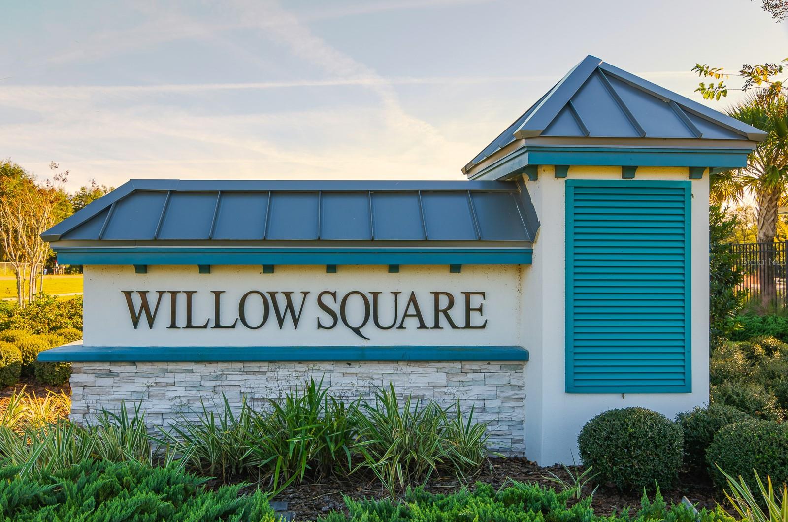 WILLOW SQUARE TWNHMS - Residential