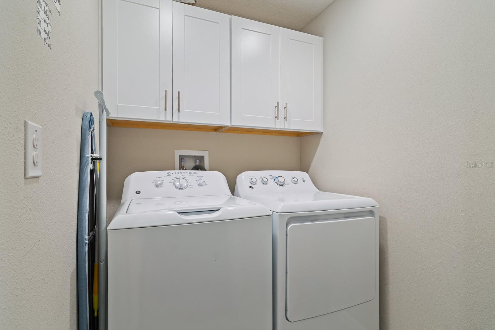 WILLOW SQUARE TWNHMS - Residential