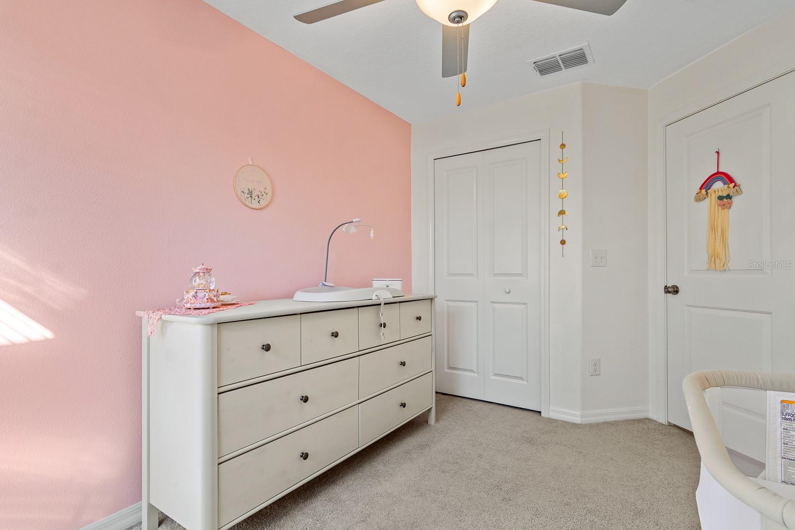 WILLOW SQUARE TWNHMS - Residential