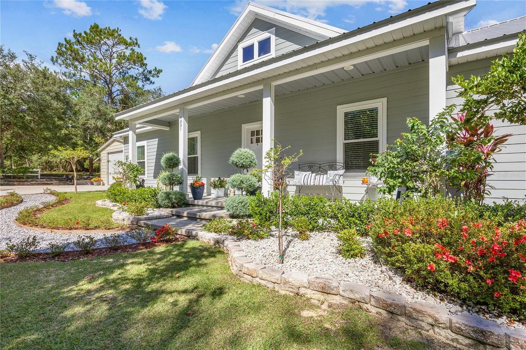 Photo of 4951 NE 127th Court, Williston, FL 32696 (MLS # GC535124)