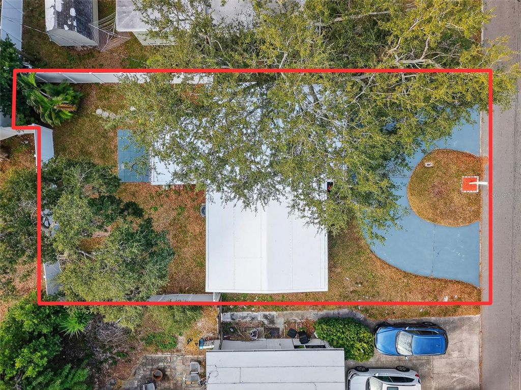 Photo of 10578 117th Drive, Largo, FL 33773 (MLS # TB8468193)