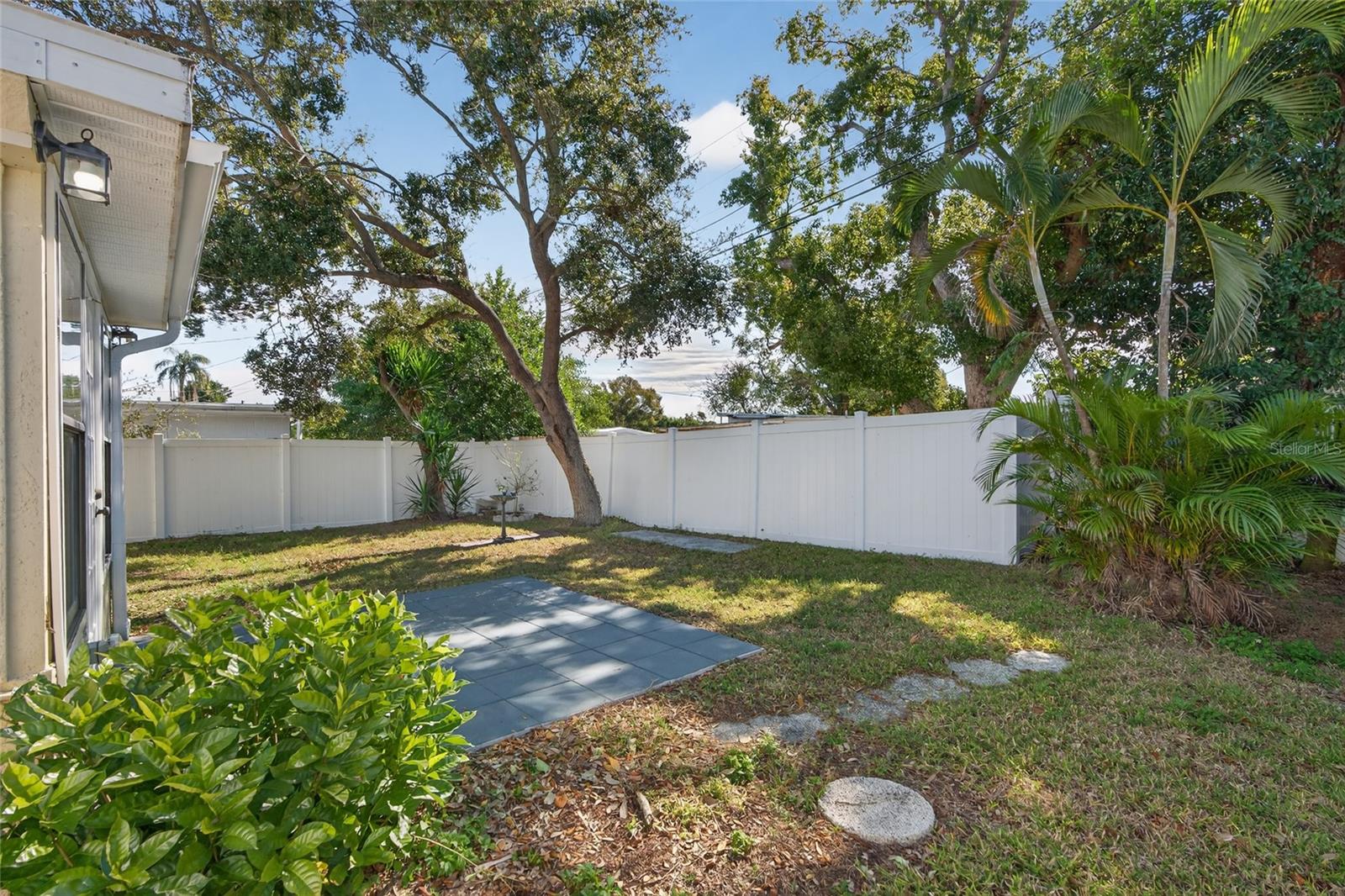 ORANGE LAKE VILLAGE - Residential