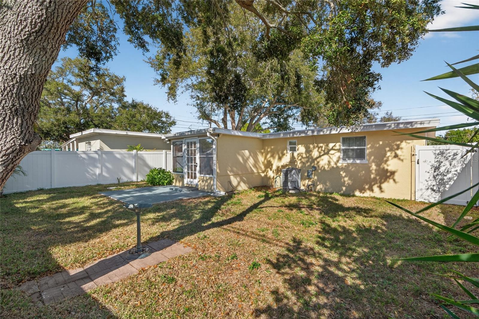 ORANGE LAKE VILLAGE - Residential