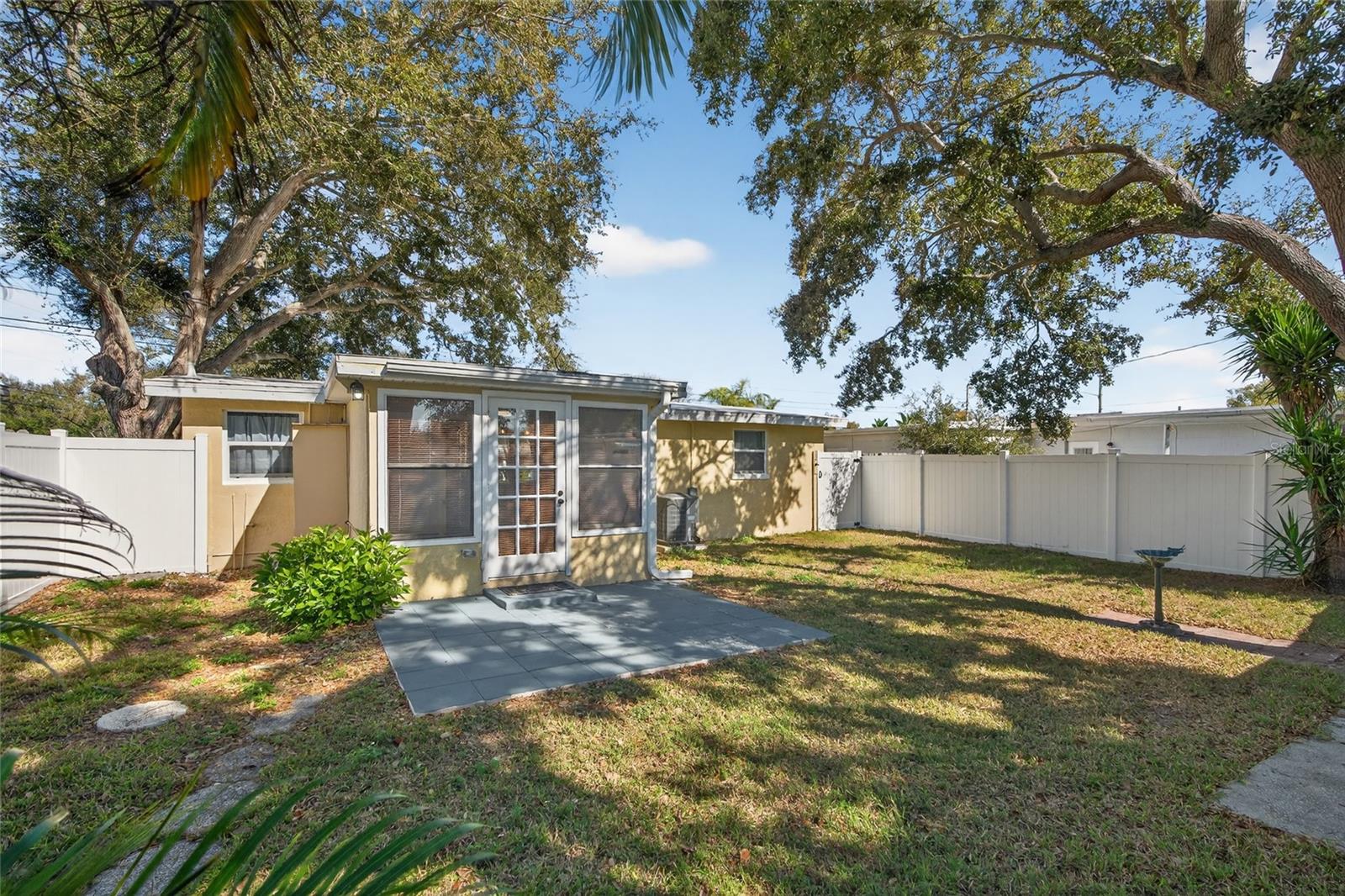 ORANGE LAKE VILLAGE - Residential