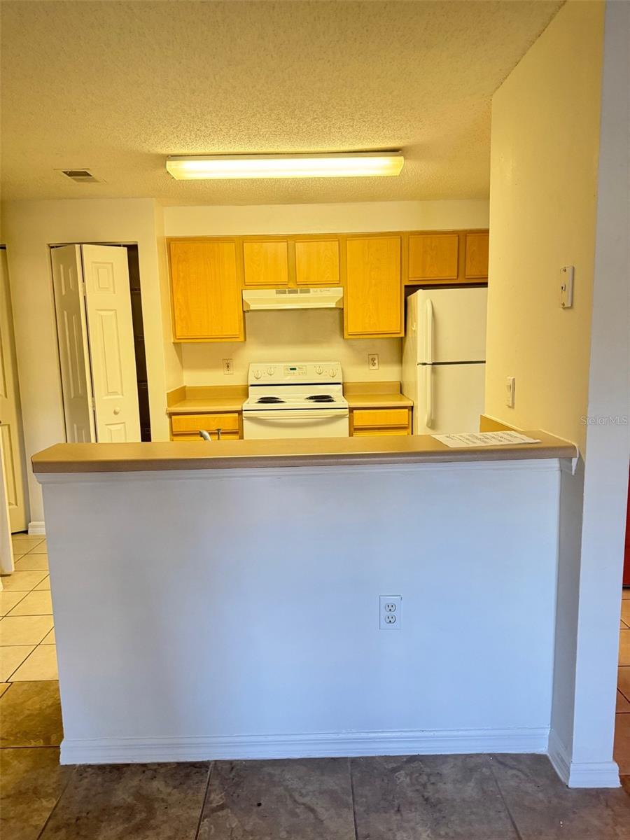 PALMS VILLA RESIDENCES - Residential Lease