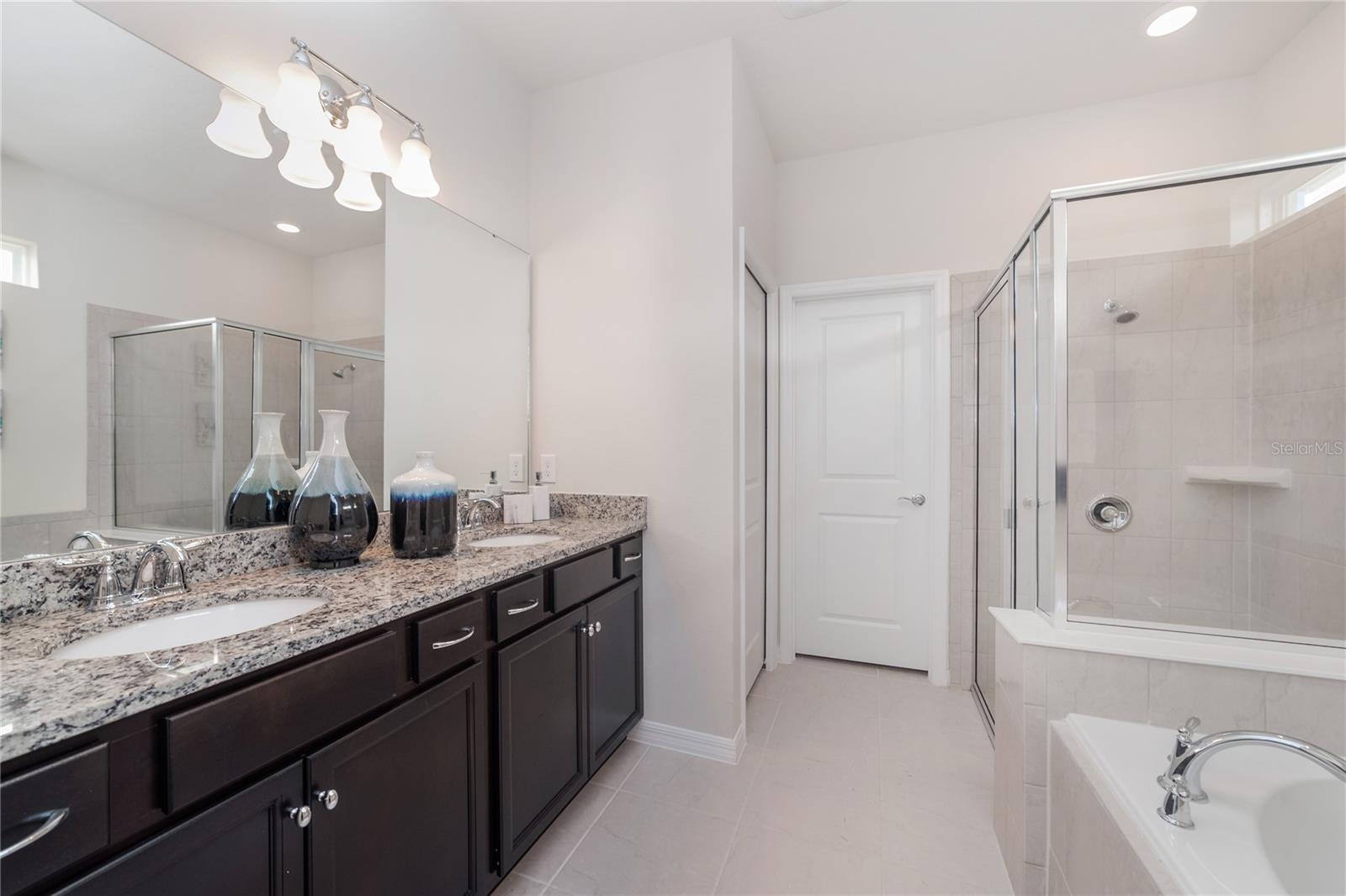 WINDSOR ISLAND RESORT - Residential