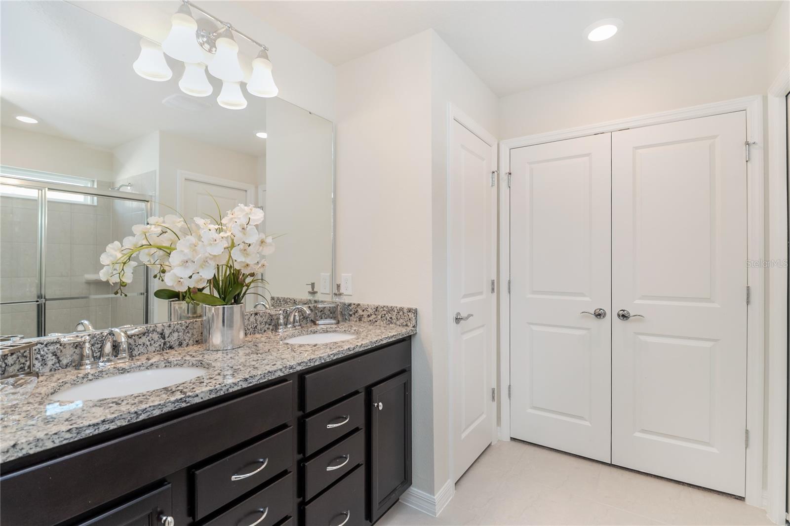 WINDSOR ISLAND RESORT - Residential