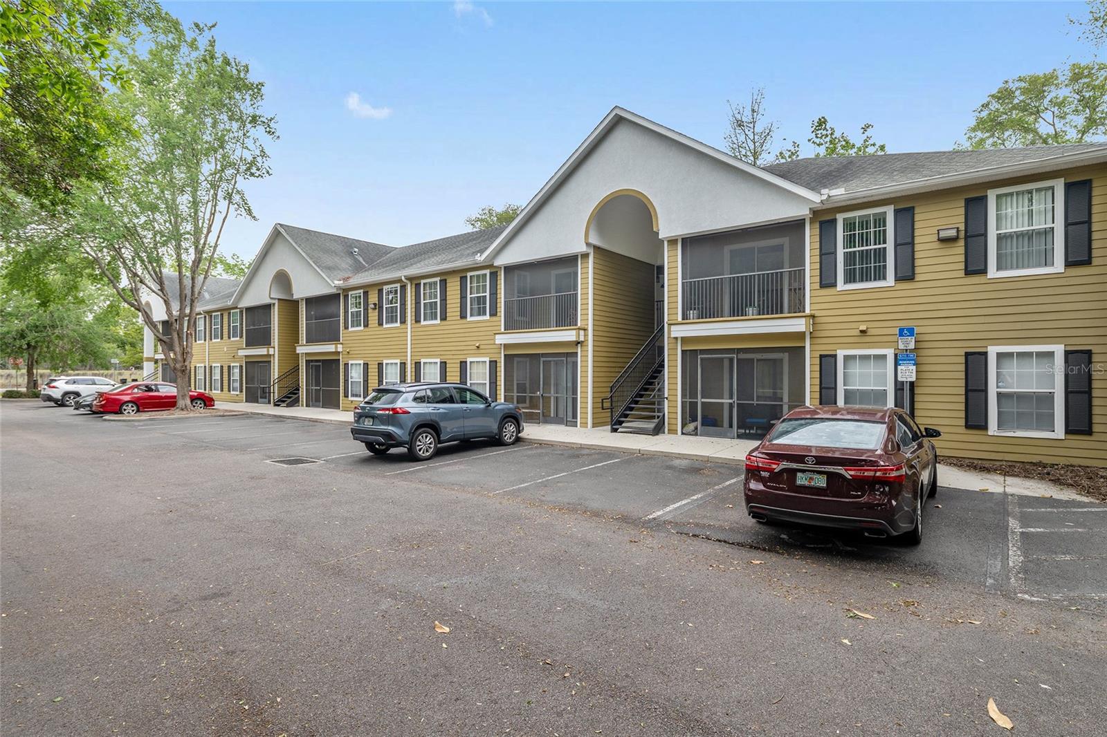 ALLENS PARK CONDO - Residential