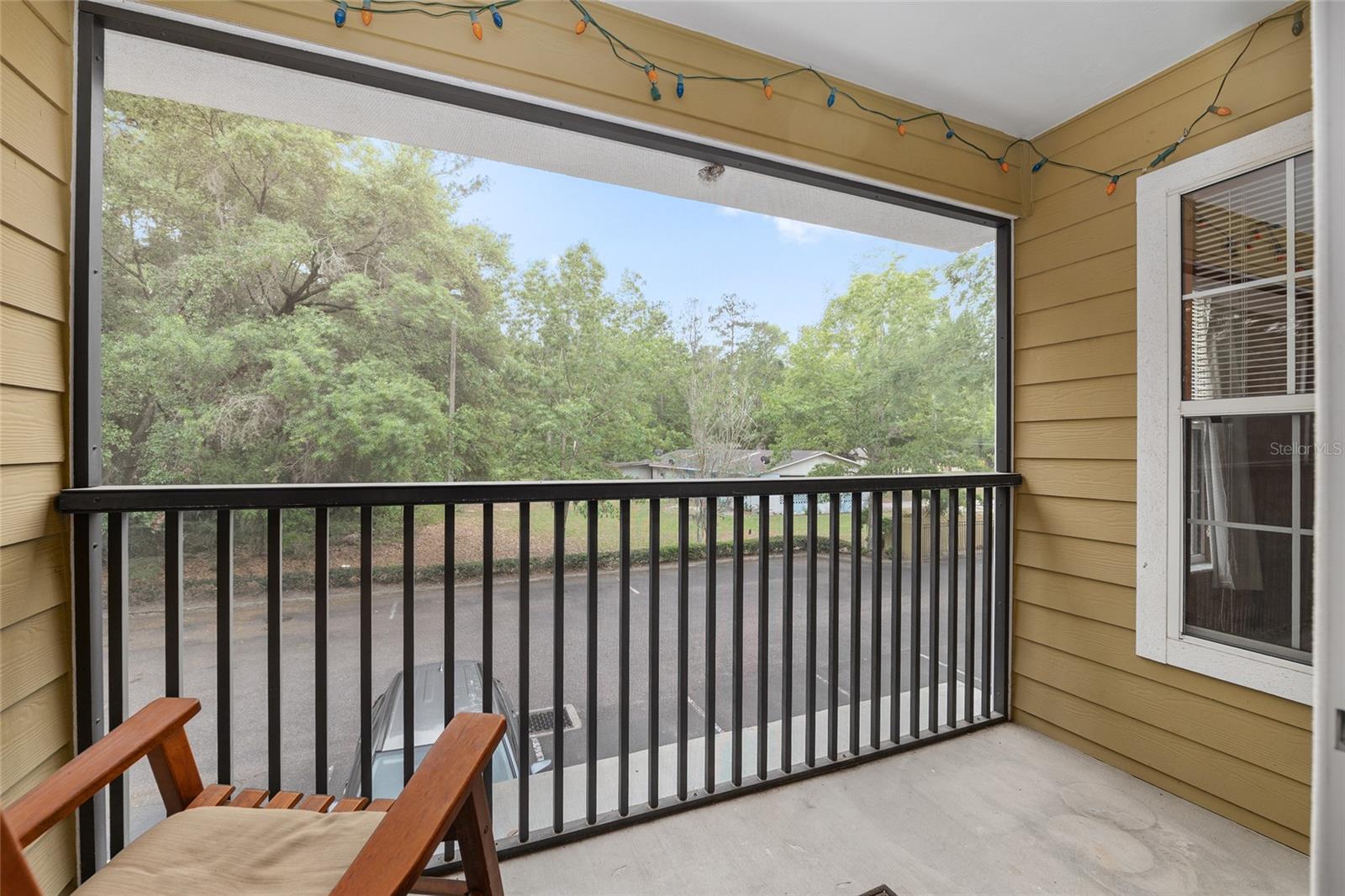 ALLENS PARK CONDO - Residential