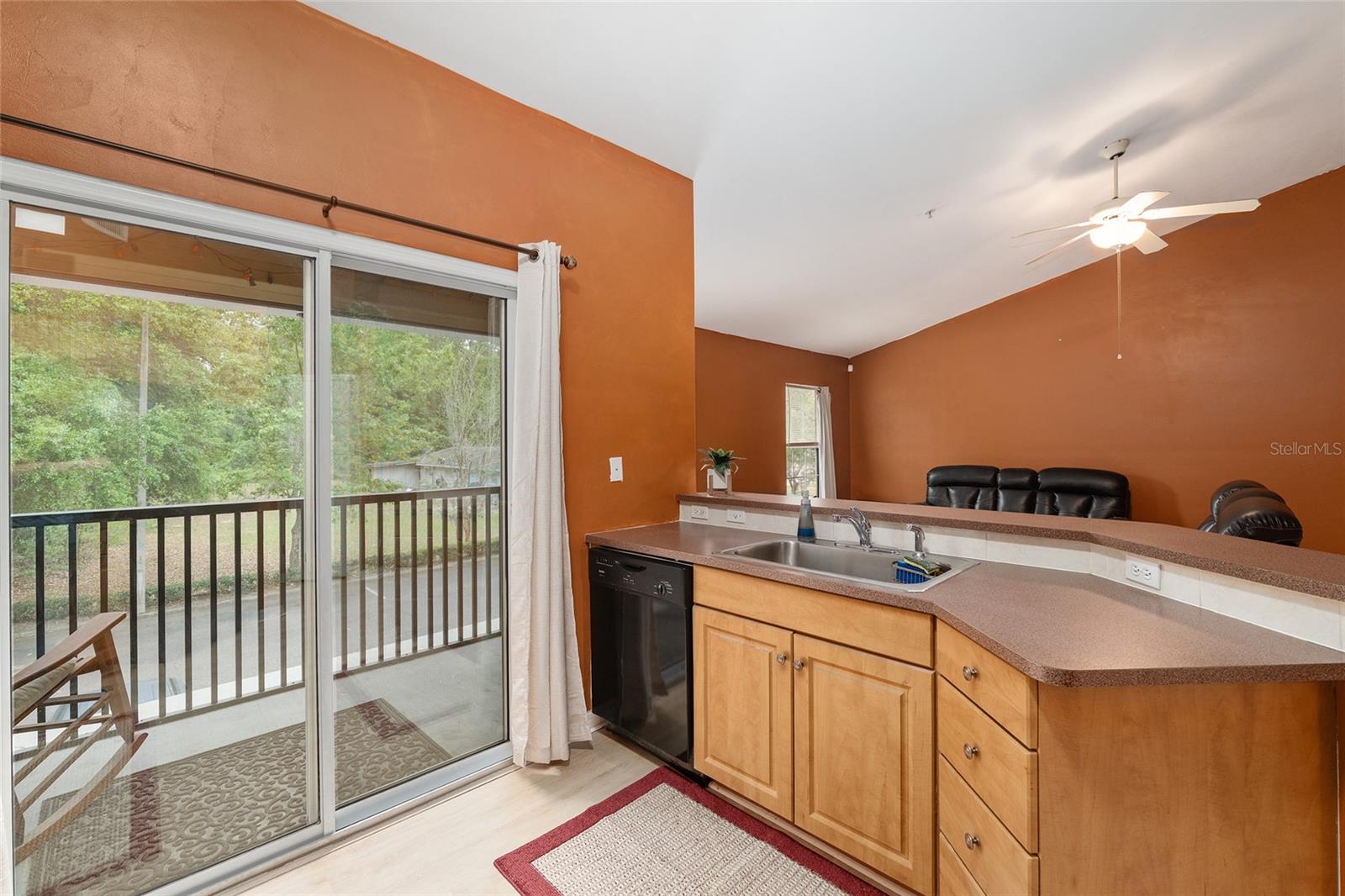 ALLENS PARK CONDO - Residential