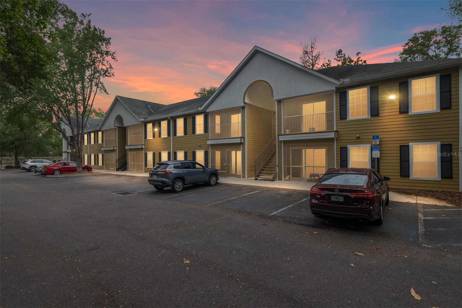 ALLENS PARK CONDO - Residential