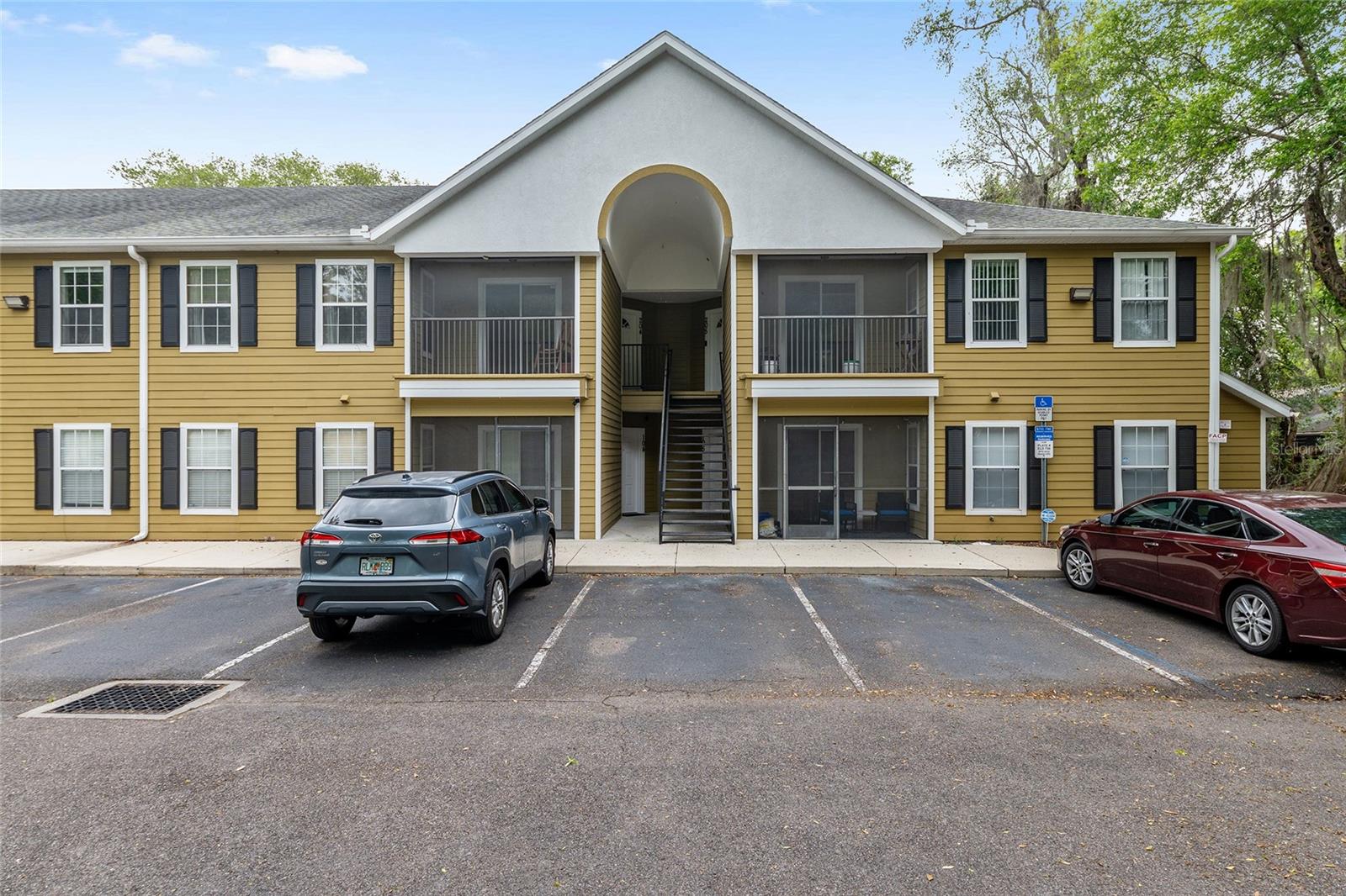 ALLENS PARK CONDO - Residential