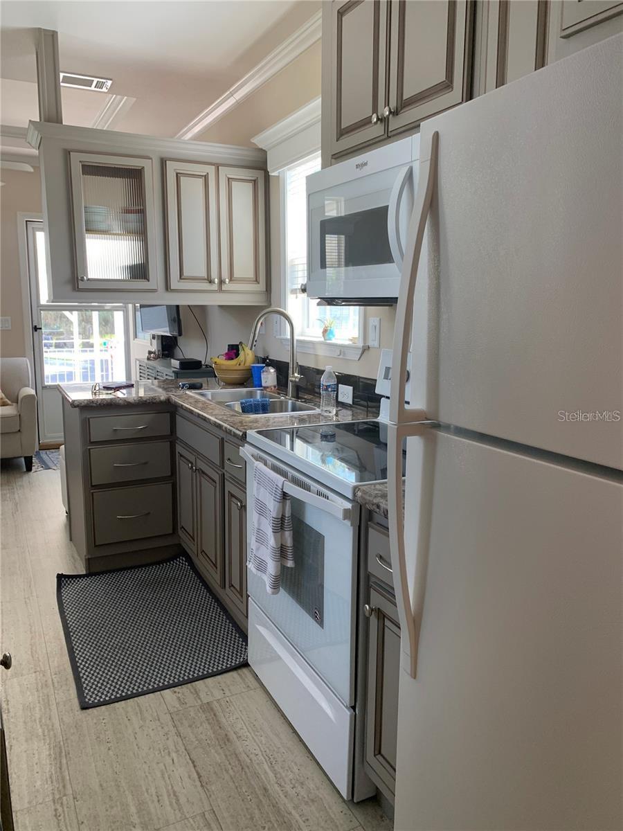 BONFIRE MOBILE HOME VILLAGE SUB - Residential