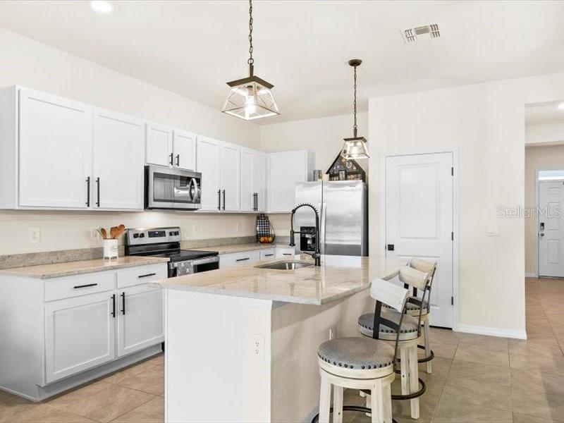 STAR FARMS AT LAKEWOOD RANCH - Residential