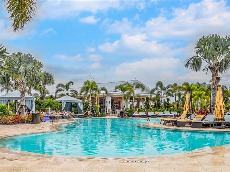 STAR FARMS AT LAKEWOOD RANCH - Residential