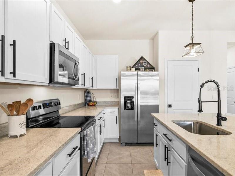 STAR FARMS AT LAKEWOOD RANCH - Residential