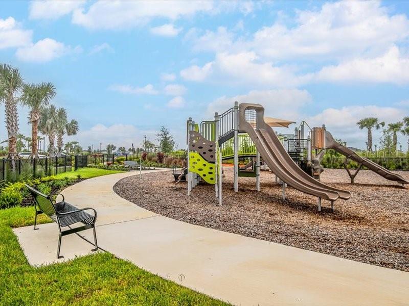 STAR FARMS AT LAKEWOOD RANCH - Residential