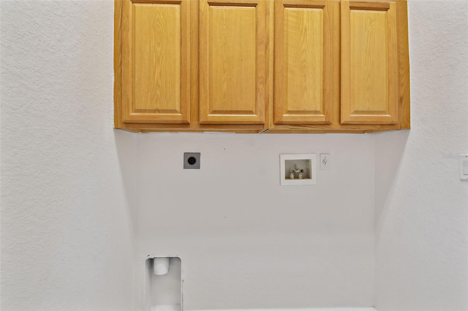 FAIRWAY LAKES AT RIVERWOOD - Residential Lease