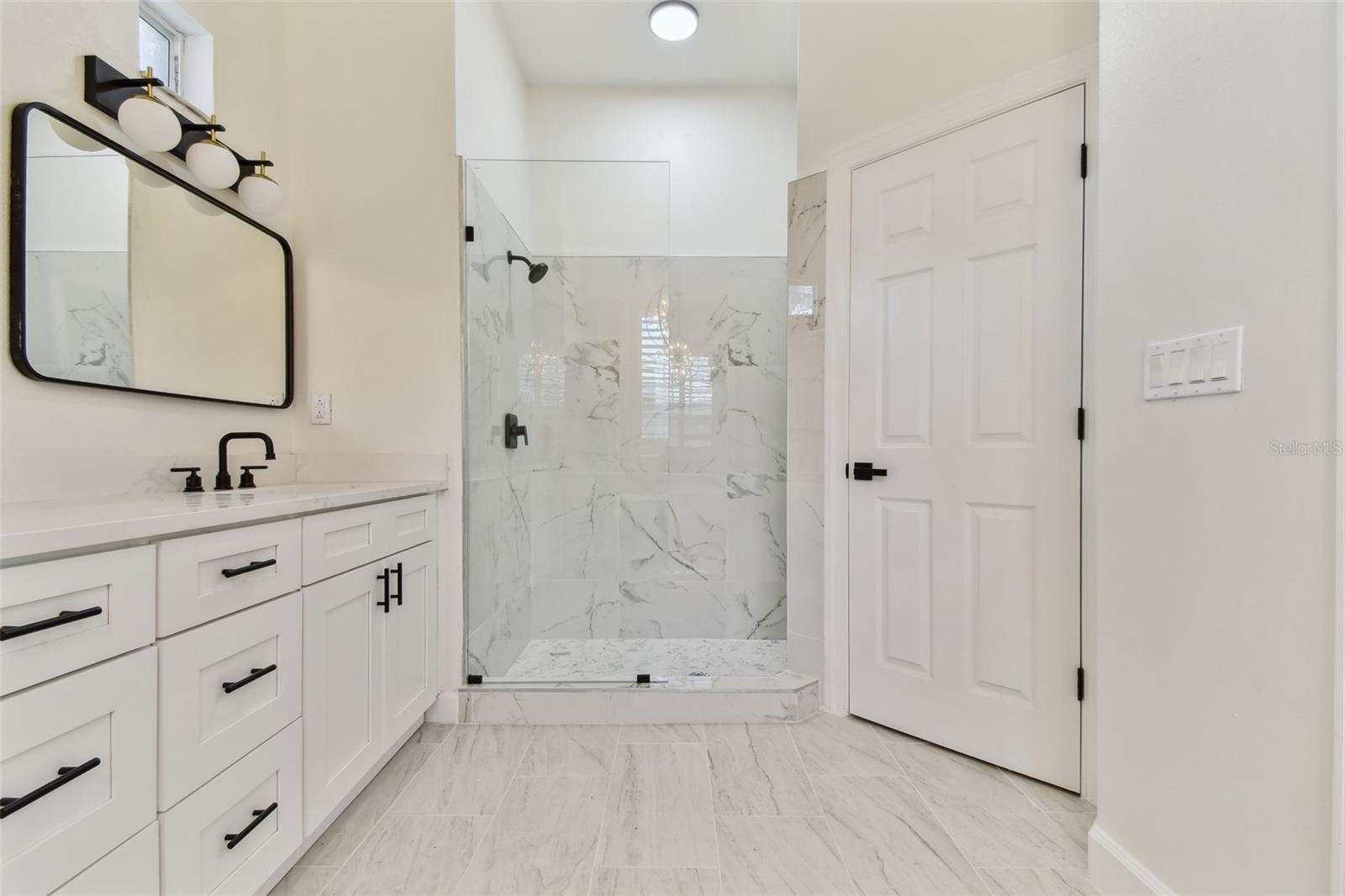 FAIRWAY LAKES AT RIVERWOOD - Residential Lease