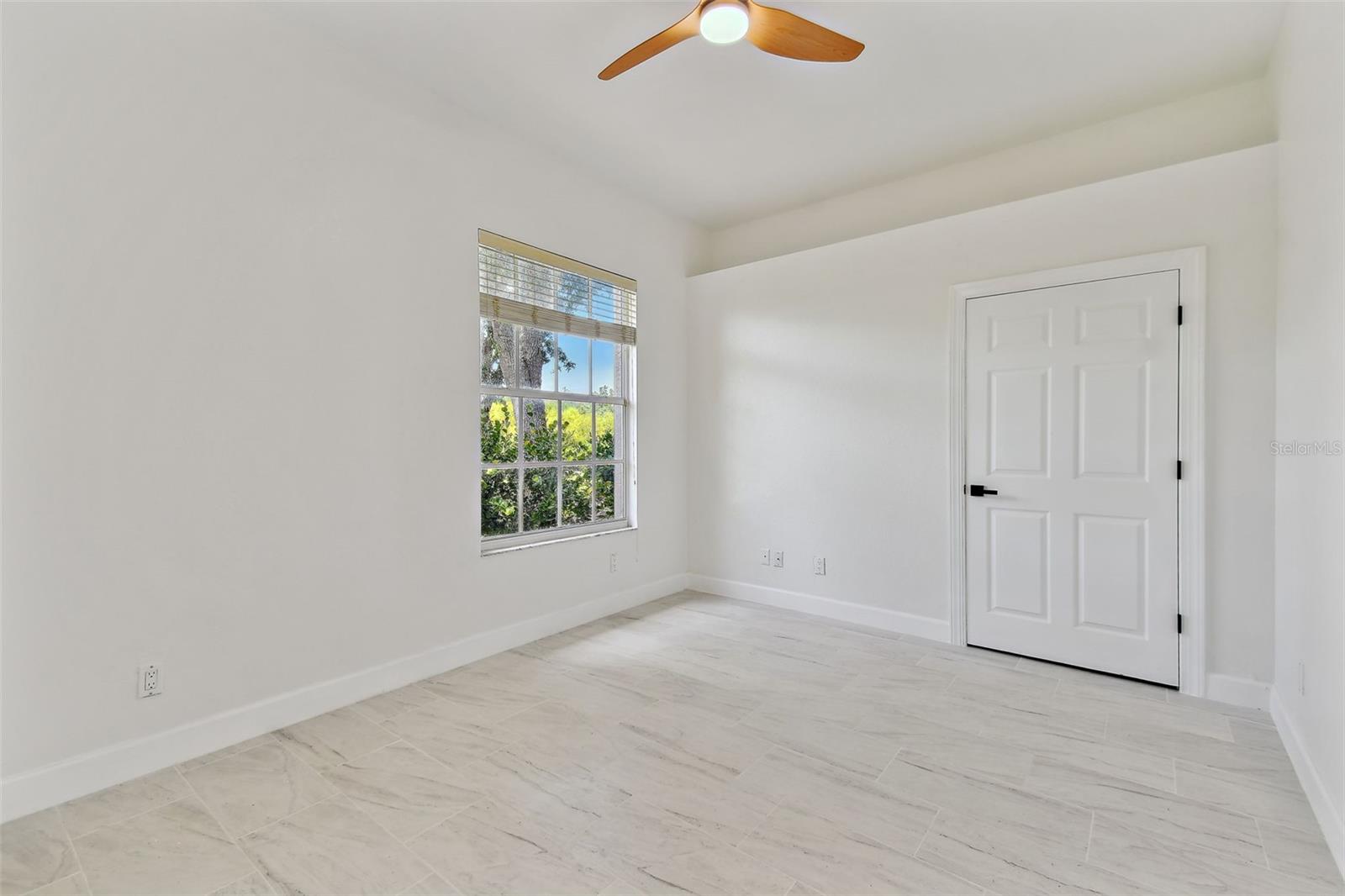 FAIRWAY LAKES AT RIVERWOOD - Residential Lease