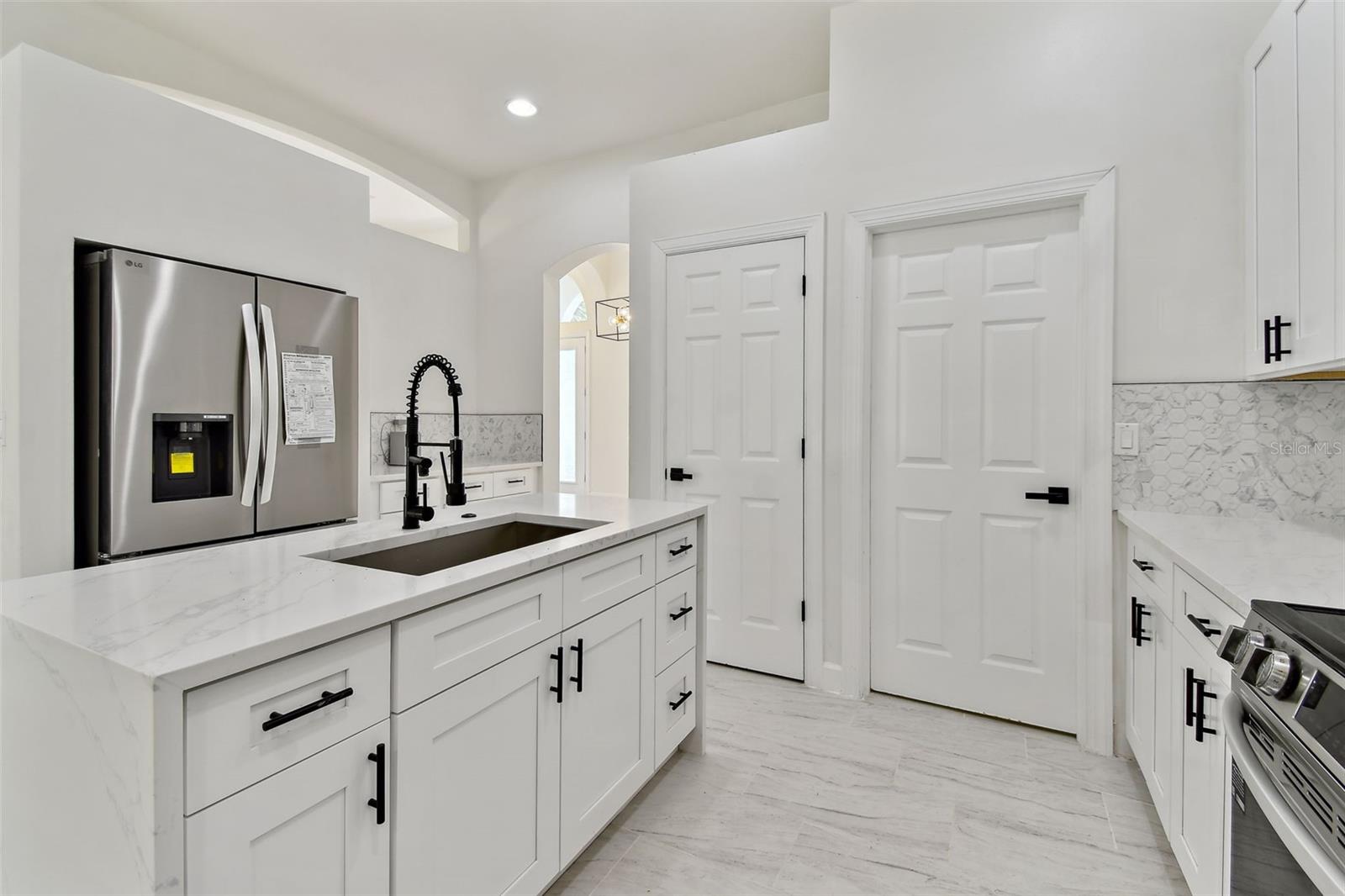 FAIRWAY LAKES AT RIVERWOOD - Residential Lease