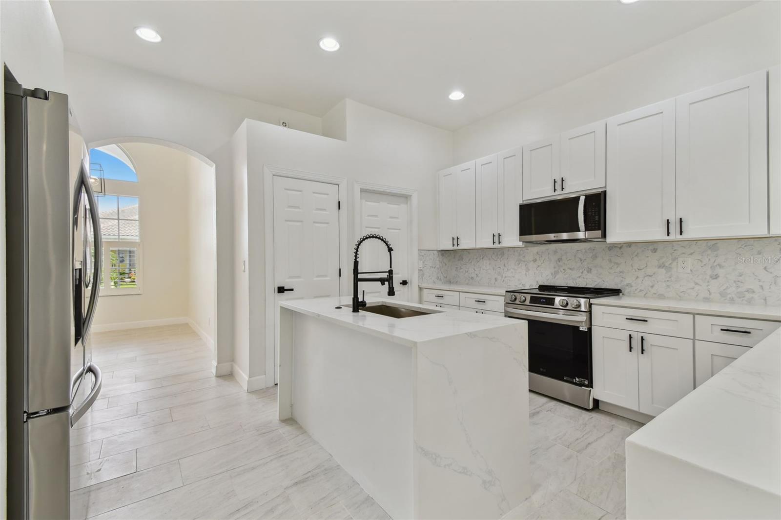 FAIRWAY LAKES AT RIVERWOOD - Residential Lease