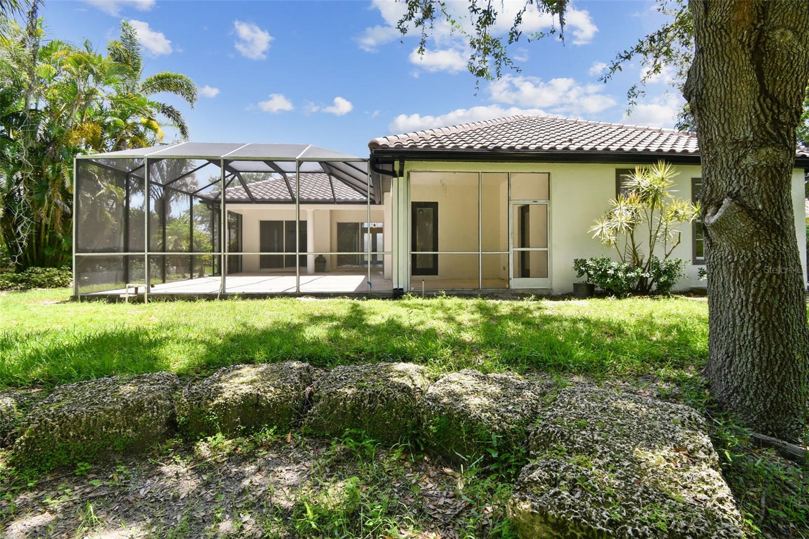 FAIRWAY LAKES AT RIVERWOOD - Residential Lease