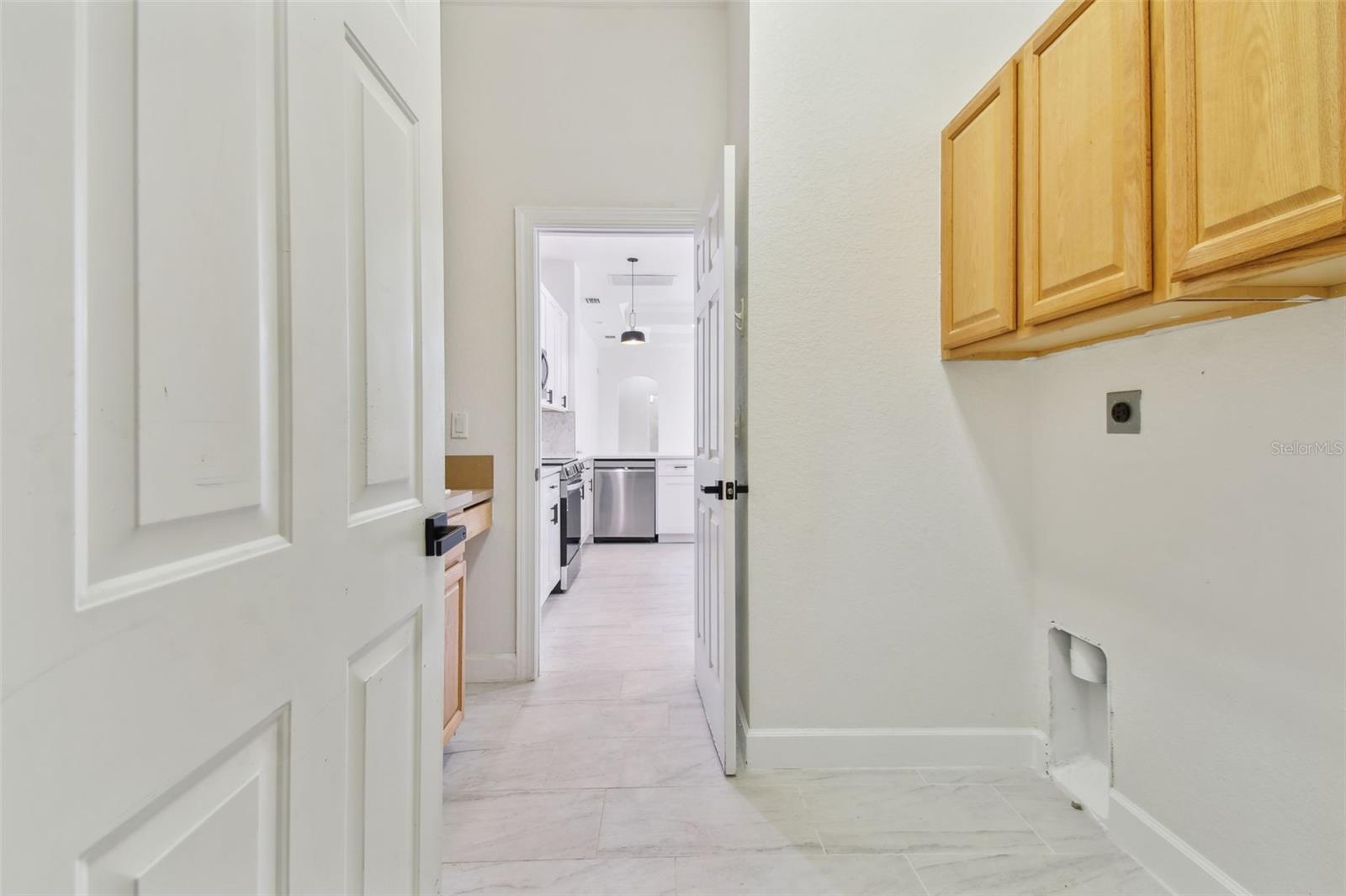 FAIRWAY LAKES AT RIVERWOOD - Residential Lease