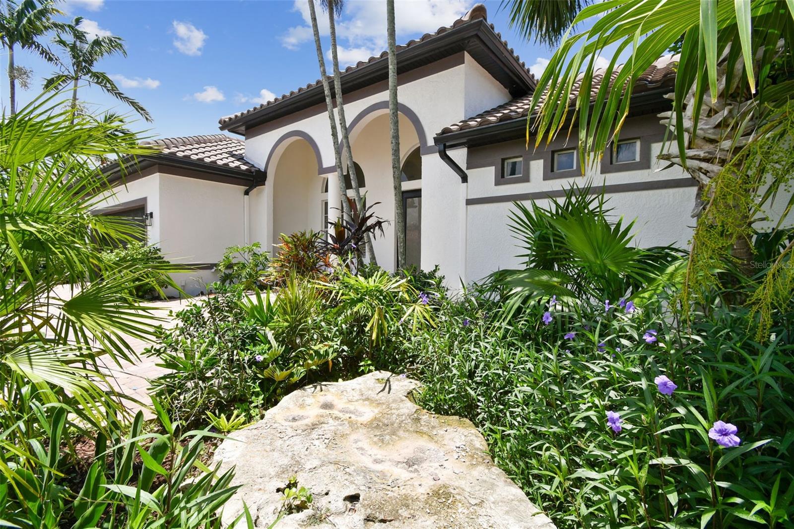 FAIRWAY LAKES AT RIVERWOOD - Residential Lease