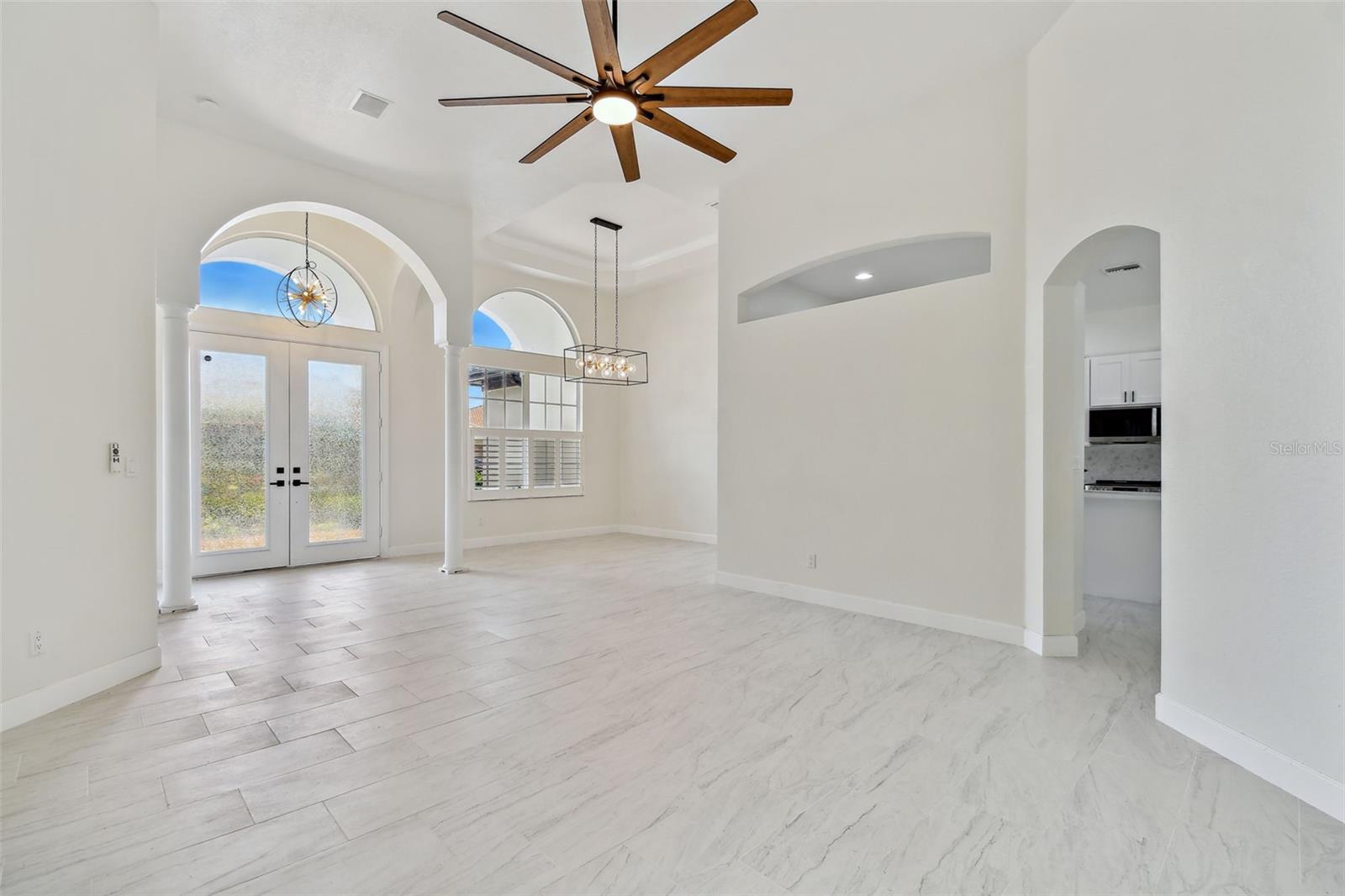 FAIRWAY LAKES AT RIVERWOOD - Residential Lease