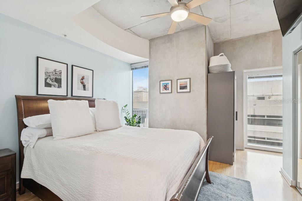 SKYPOINT A CONDO - Residential