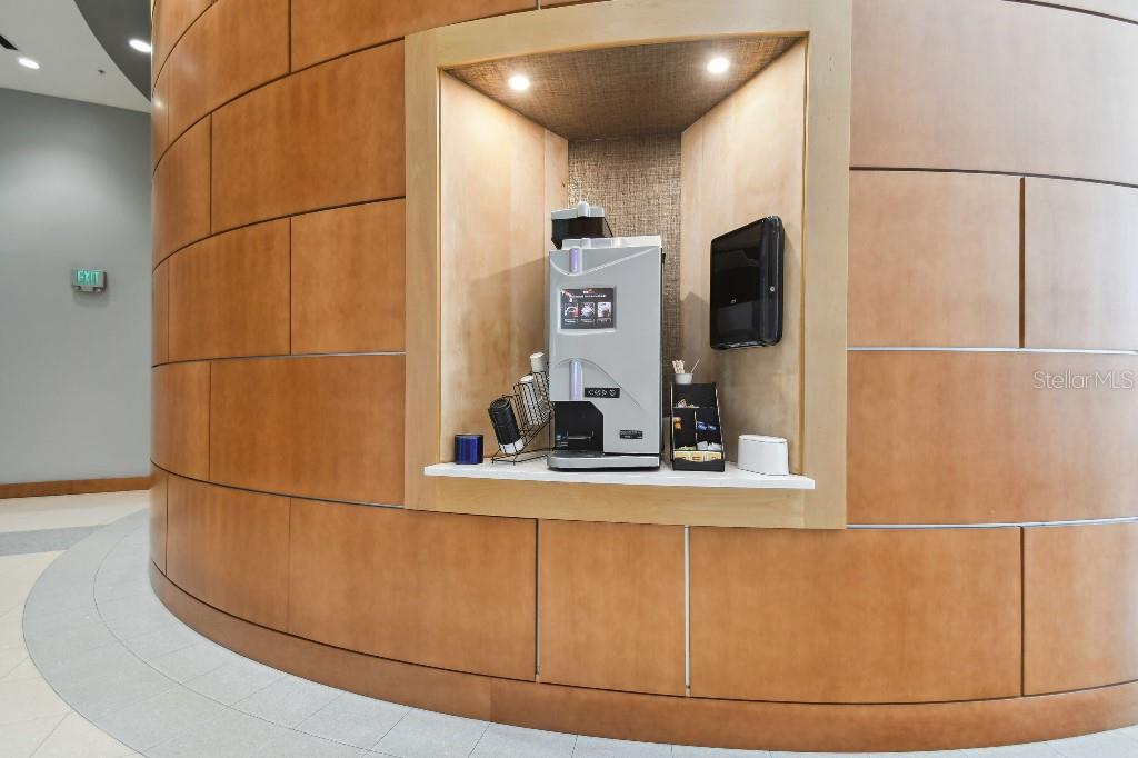 SKYPOINT A CONDO - Residential