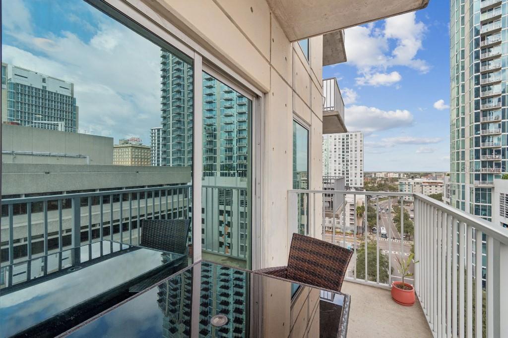 SKYPOINT A CONDO - Residential