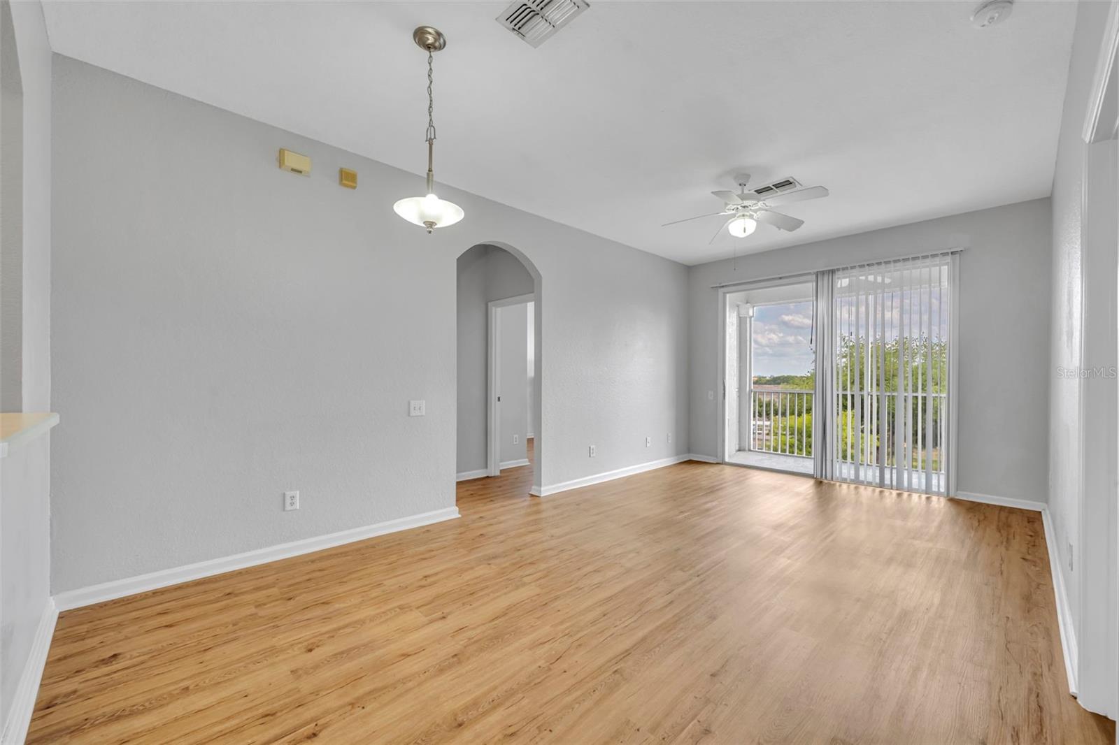 BRANTLEY TERRACE CONDO PH 1 THRU 7 - Residential