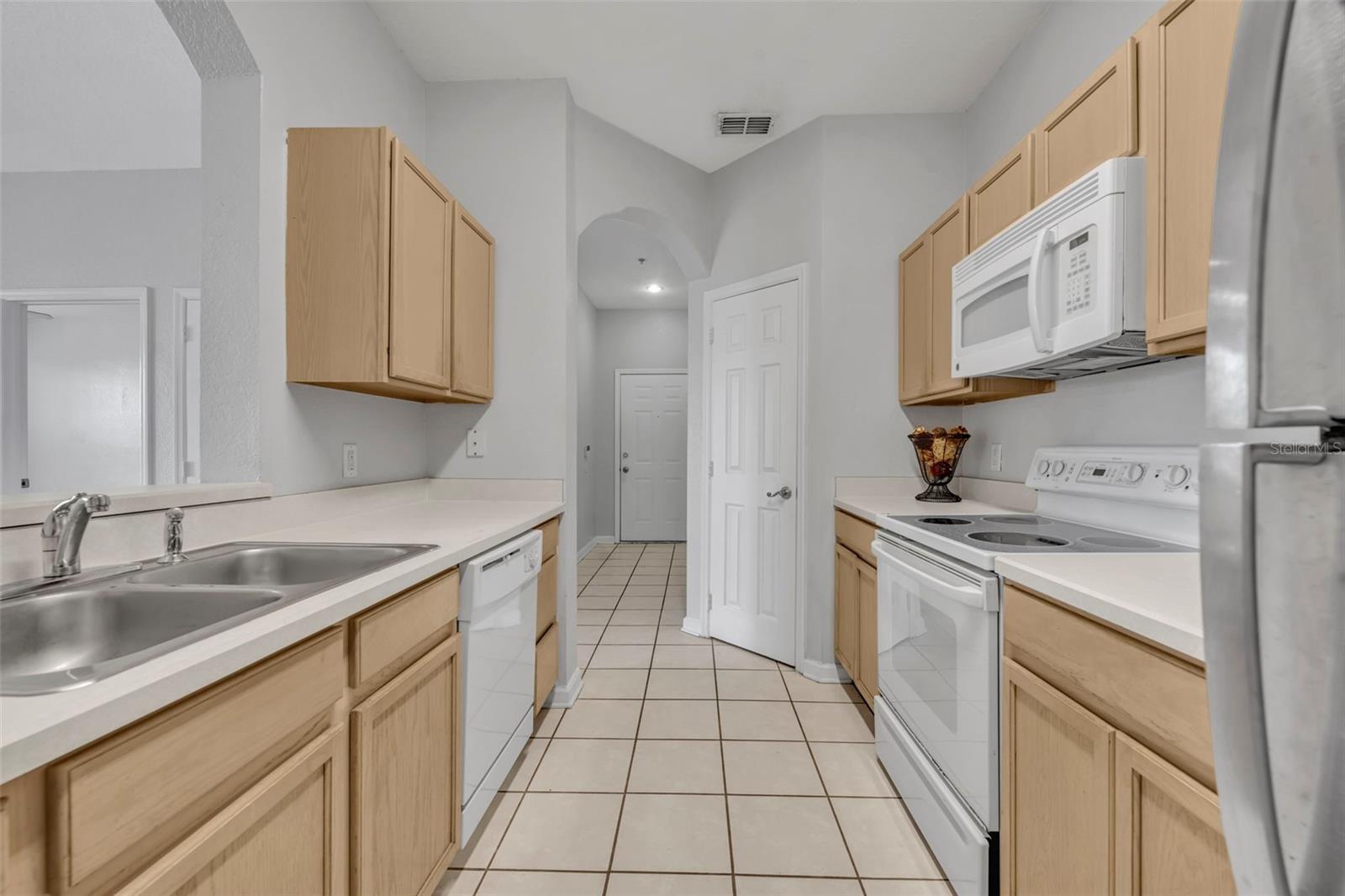 BRANTLEY TERRACE CONDO PH 1 THRU 7 - Residential